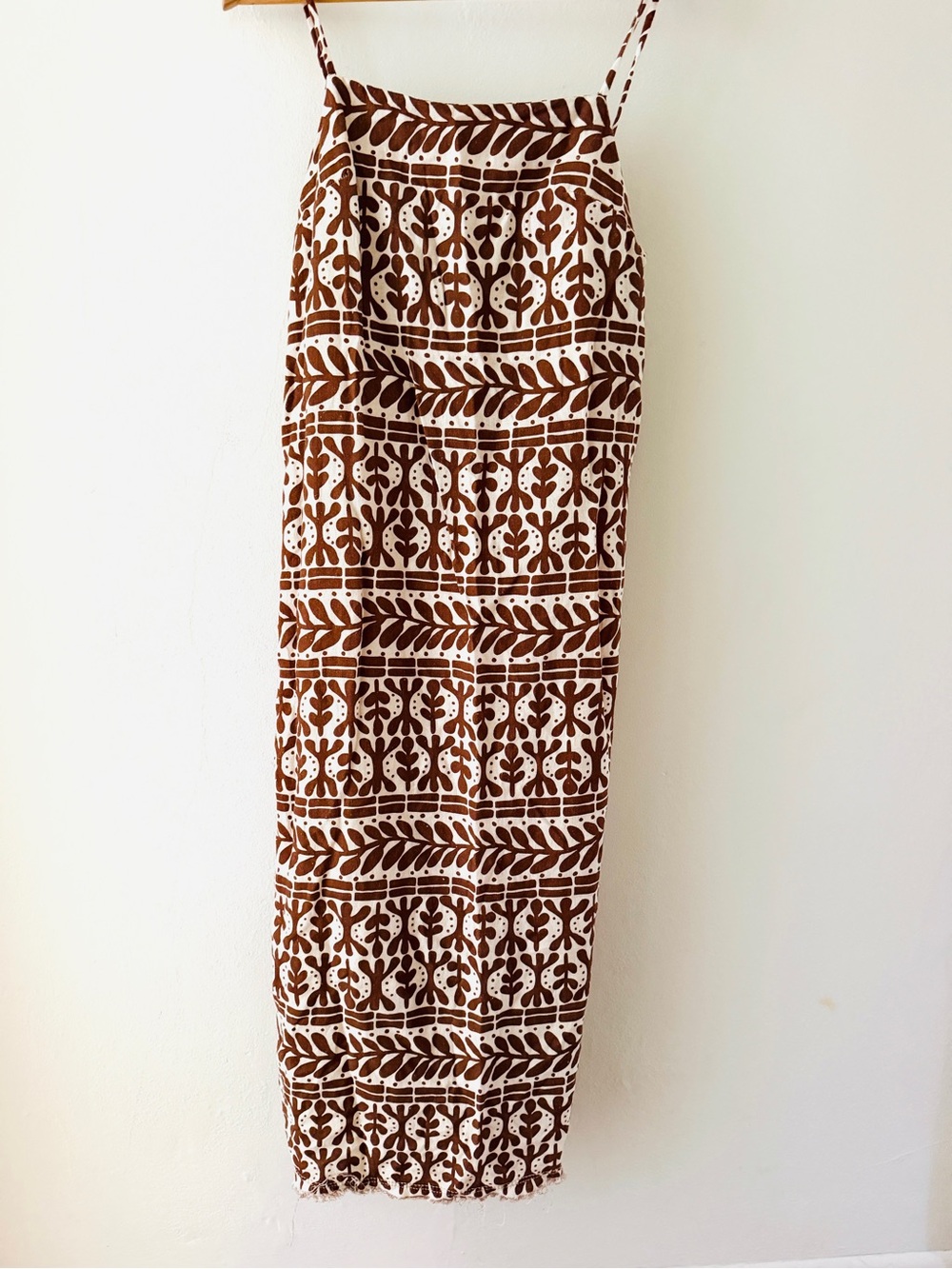 Brown and White Printed Raw Edge Spaghetti Strap Double Back Slit Maxi Skirt